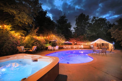 Leaf Peeping, Apple Picking, HotTub, <1 Hr NYC