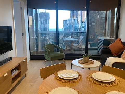 Top performing Airbnb: Southbank, Casino and City Time in Southbank