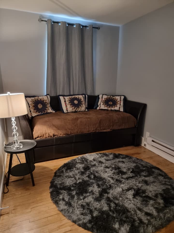 საძინებელი 3