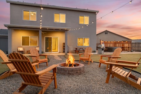 New! 5BR Vacation Home | Sequoias | Tub | BBQ | EV