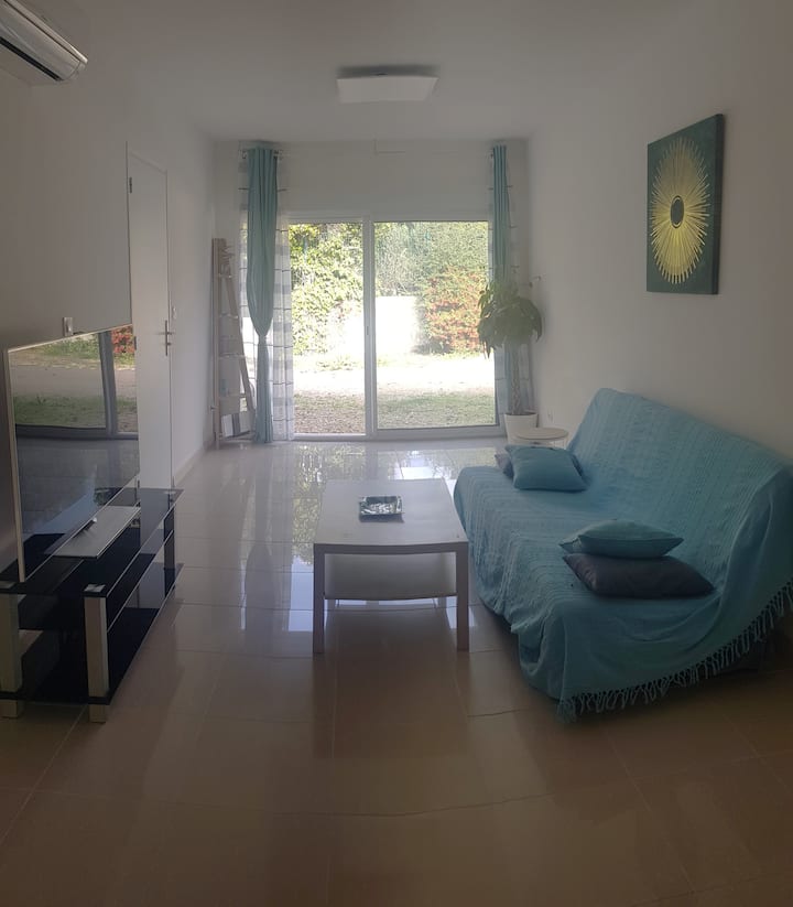 Logement T2 Climatisé, Terrasse Privée, Parking - Aix-en-Provence