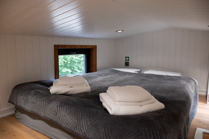 غرفة النوم 2