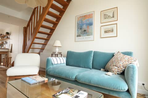 Airbnb performant: Quai Océane - Bright duplex with view - Hypercentre à Le Havre