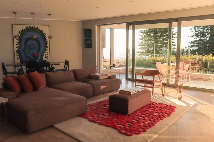 Modern Luxury Escape, Beach Getaway, Ocean Views gallery image 2