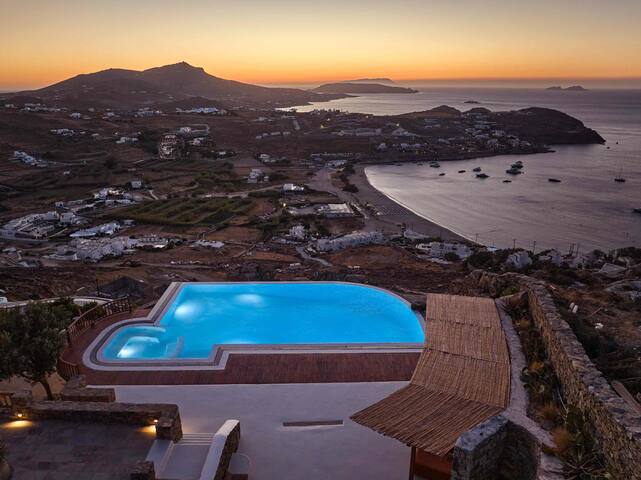 Breathtaking Villa Kalo Livadi gallery image 5