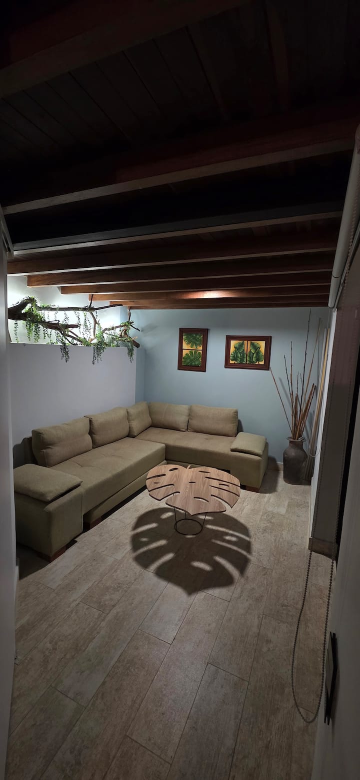 მისაღები ოთახი