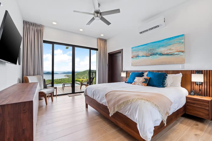 Direkter Zugang vom Zimmer zum Poolbereich, perfekt für ein erfrischendes Bad