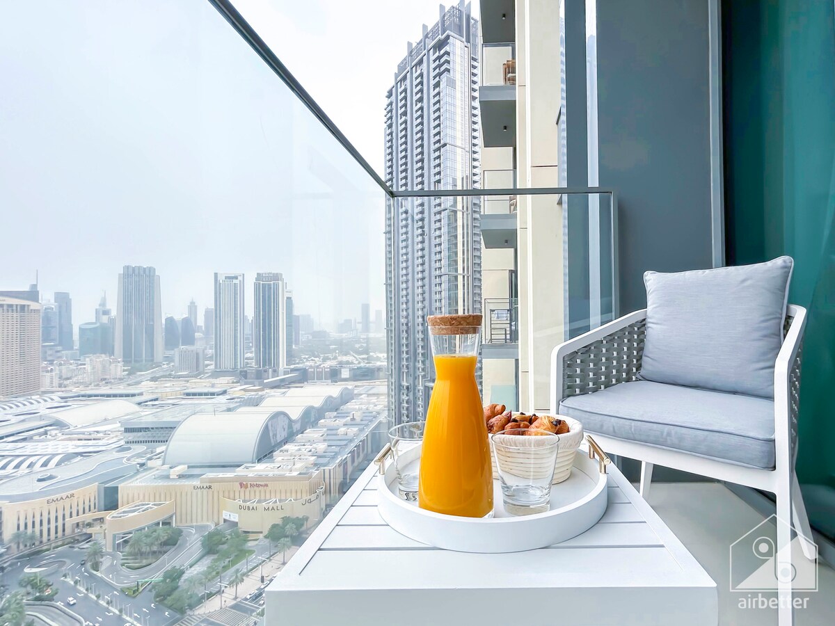 4 Bedroom Furnished Apartment with Burj Khalifa View 4
