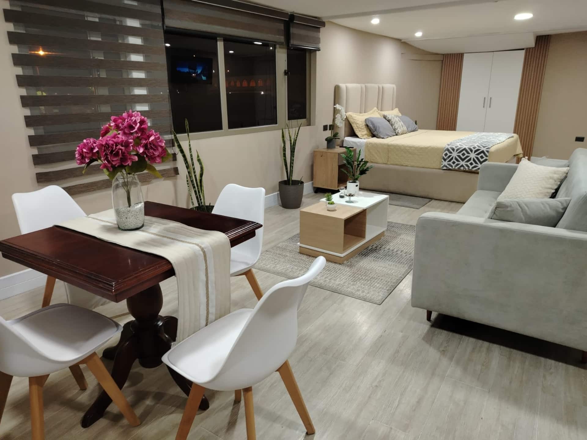 Family or couples suite near pools