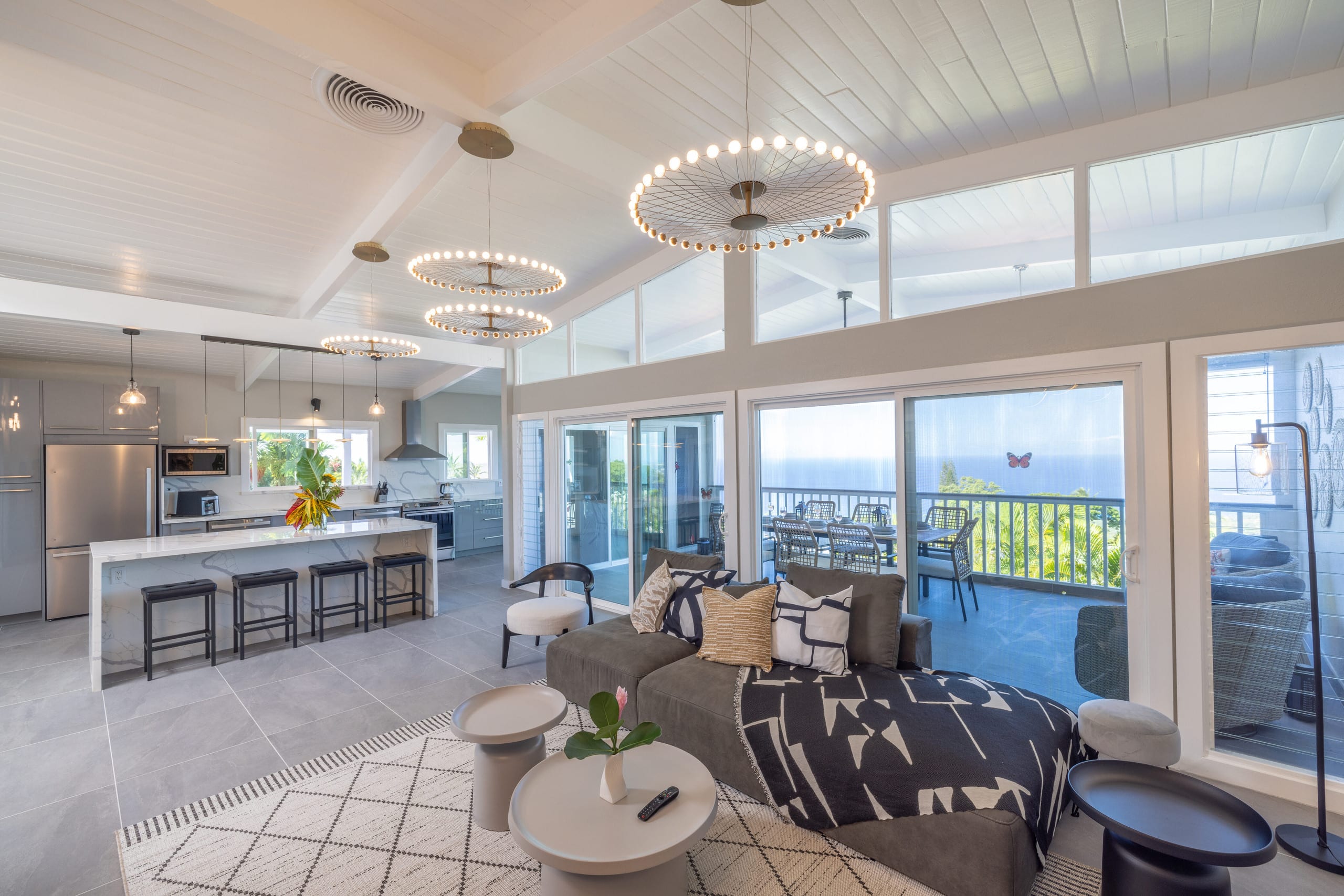 Home in Kailua-Kona · ★4.99 · 2 bedrooms · 4 beds · 2.5 baths - Image 7