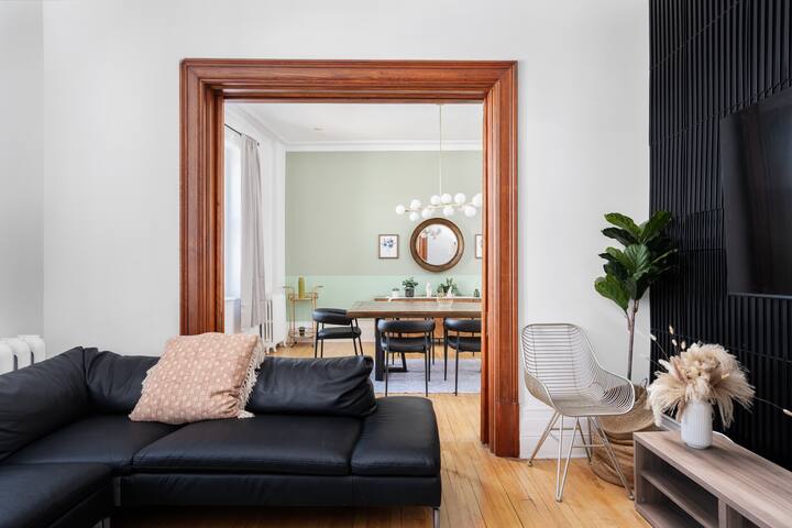 Standalone 2 Floor PH Downtown- Private Rooftop gallery image 3