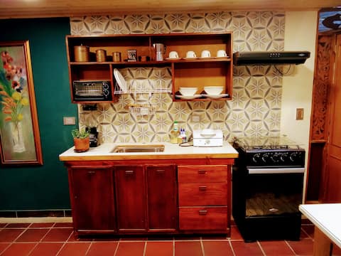 Popular Airbnb listing: Cozy corner, style and charm in Suba