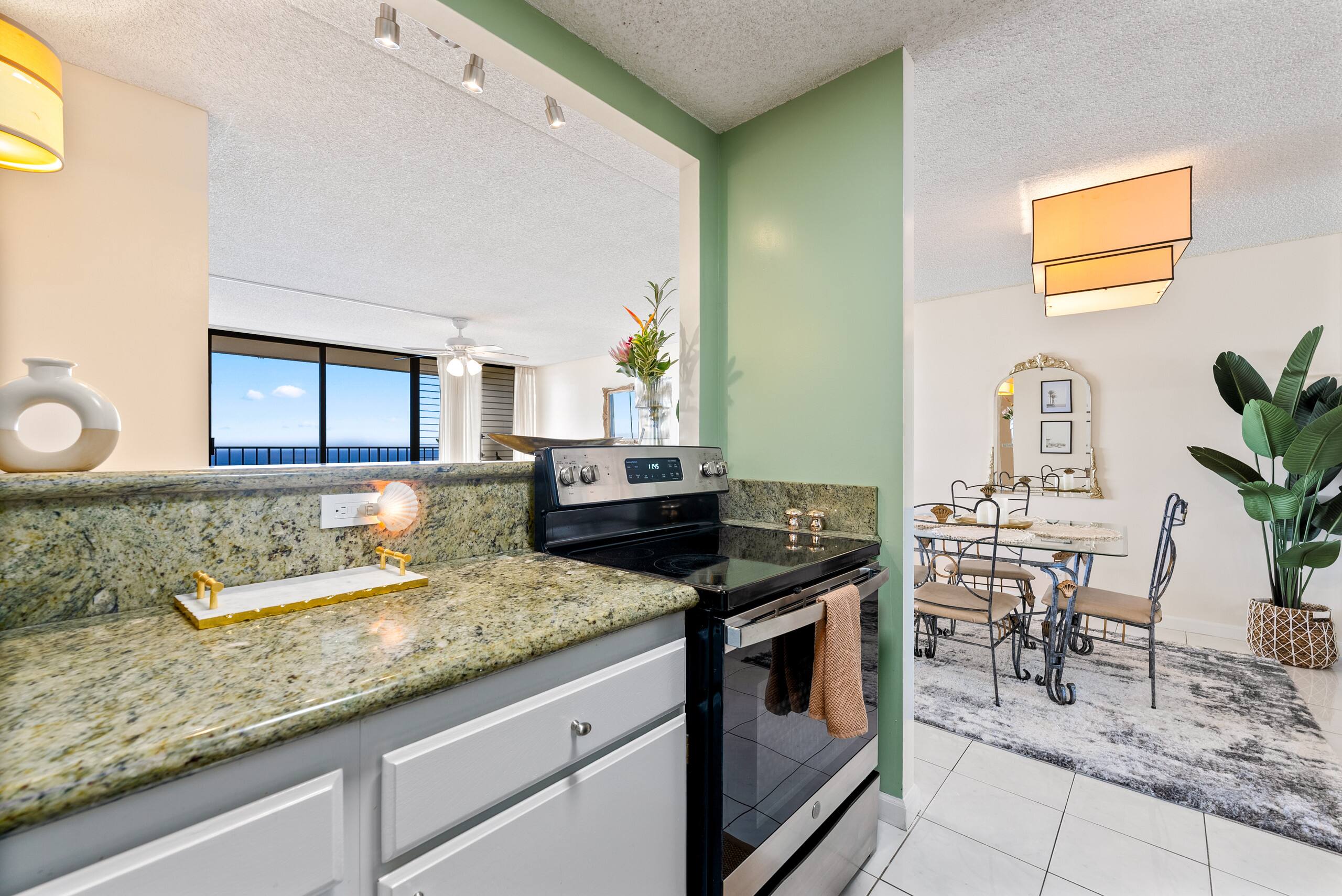 OHANA Luxury Suite - Photo 9