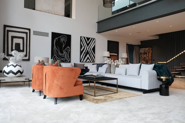 Stylish Modern Mansion Forest Hideaway - Norfolk