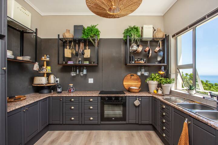 Ocean Flair – The Townhouse gallery image 4