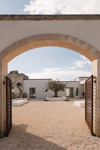 Brand new Masseria in Ostuni Countryside 12 guests gallery image 2