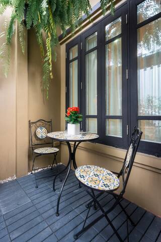 MAK Sukhumvit 15 Luxury 6 BR FreePrivateVan pickup gallery image 2