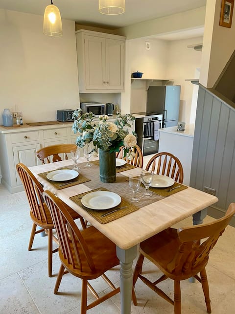 The Cottage at Brook Farm with EV charger