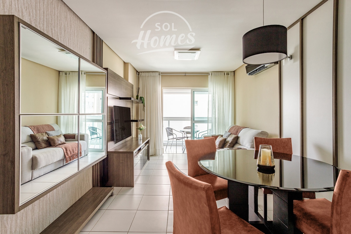 Popular Airbnb listing: Beach, Swimming Pool, Ferris Wheel & Large Leisure Area in Balneário Camboriú