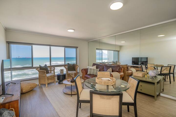 2 Bedroom Apartment – Blouberg Beachfront gallery image 4