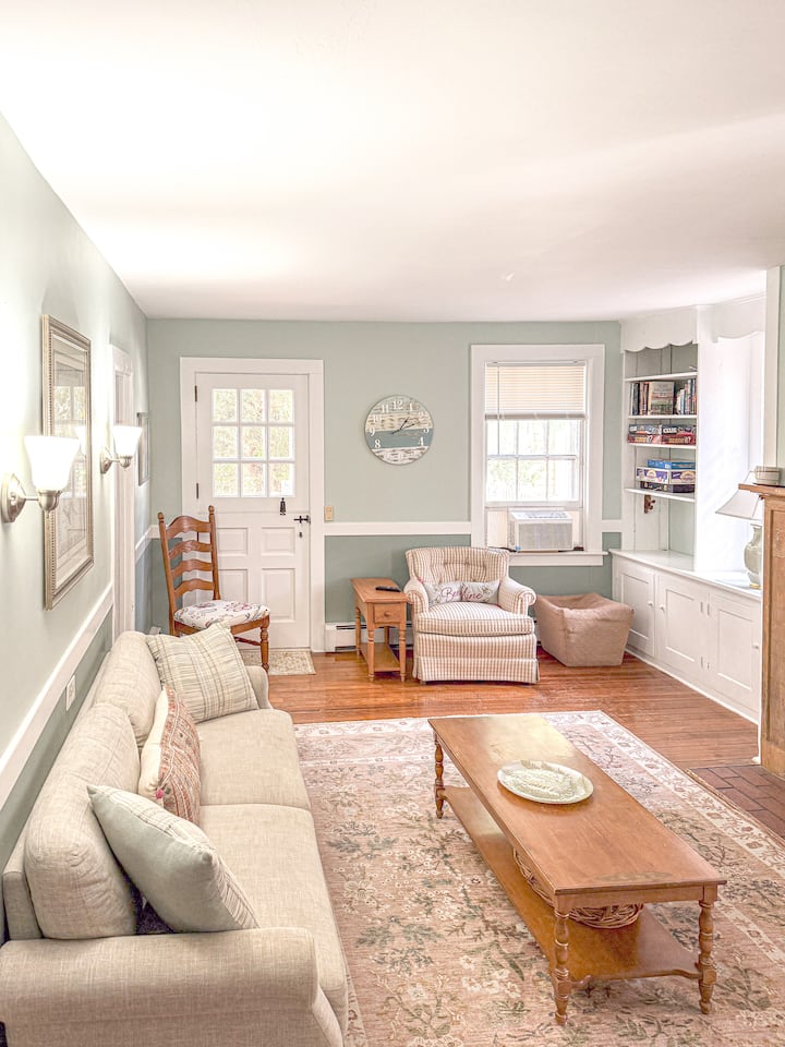 Pool House Near Casinos! - Fishers Island, NY