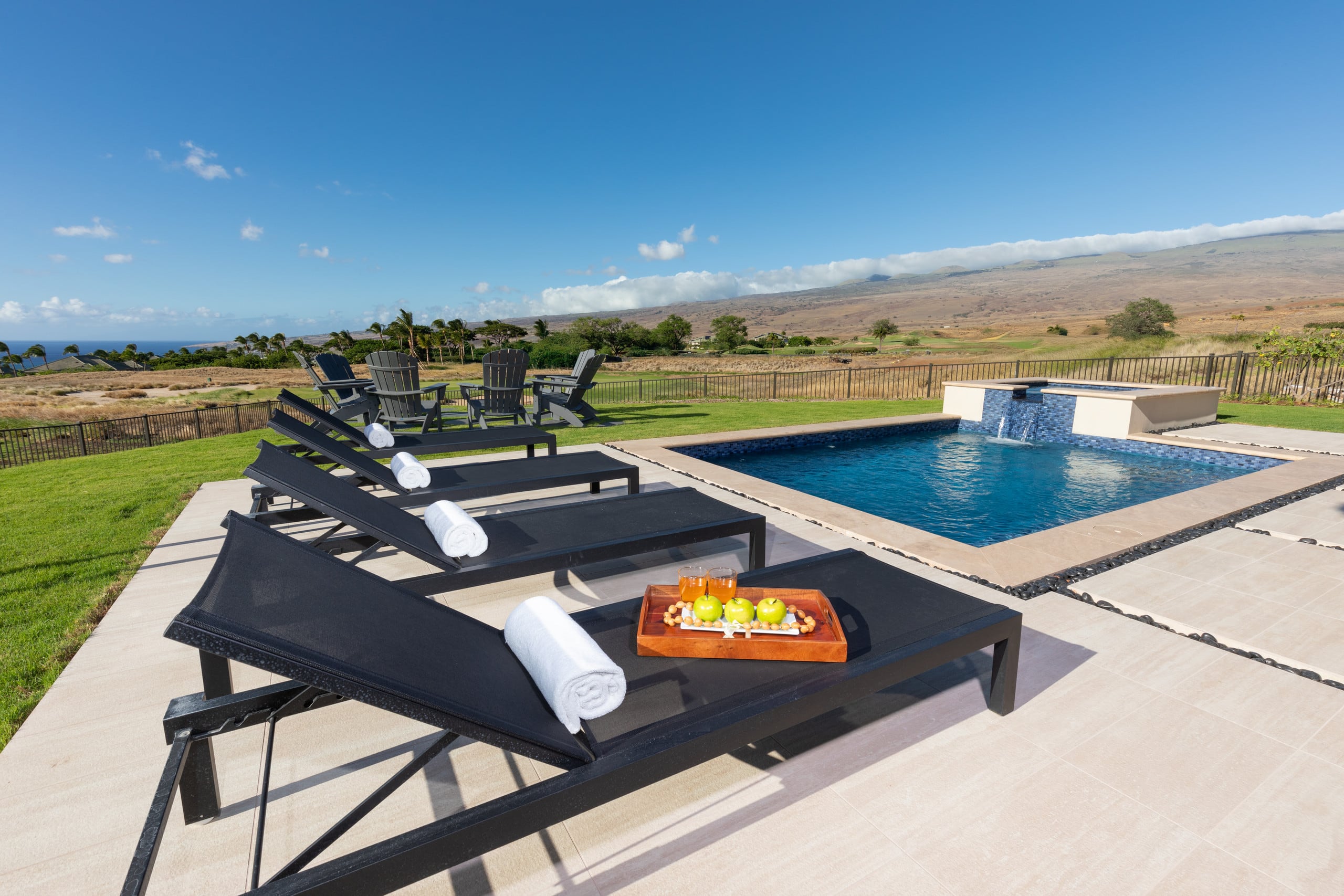 Home in Waimea · ★5.0 · 4 bedrooms · 5 beds · 4.5 baths - Image 4