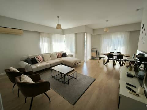 Successful Airbnb property: Easy Access to Everywhere from the Center in Kepez