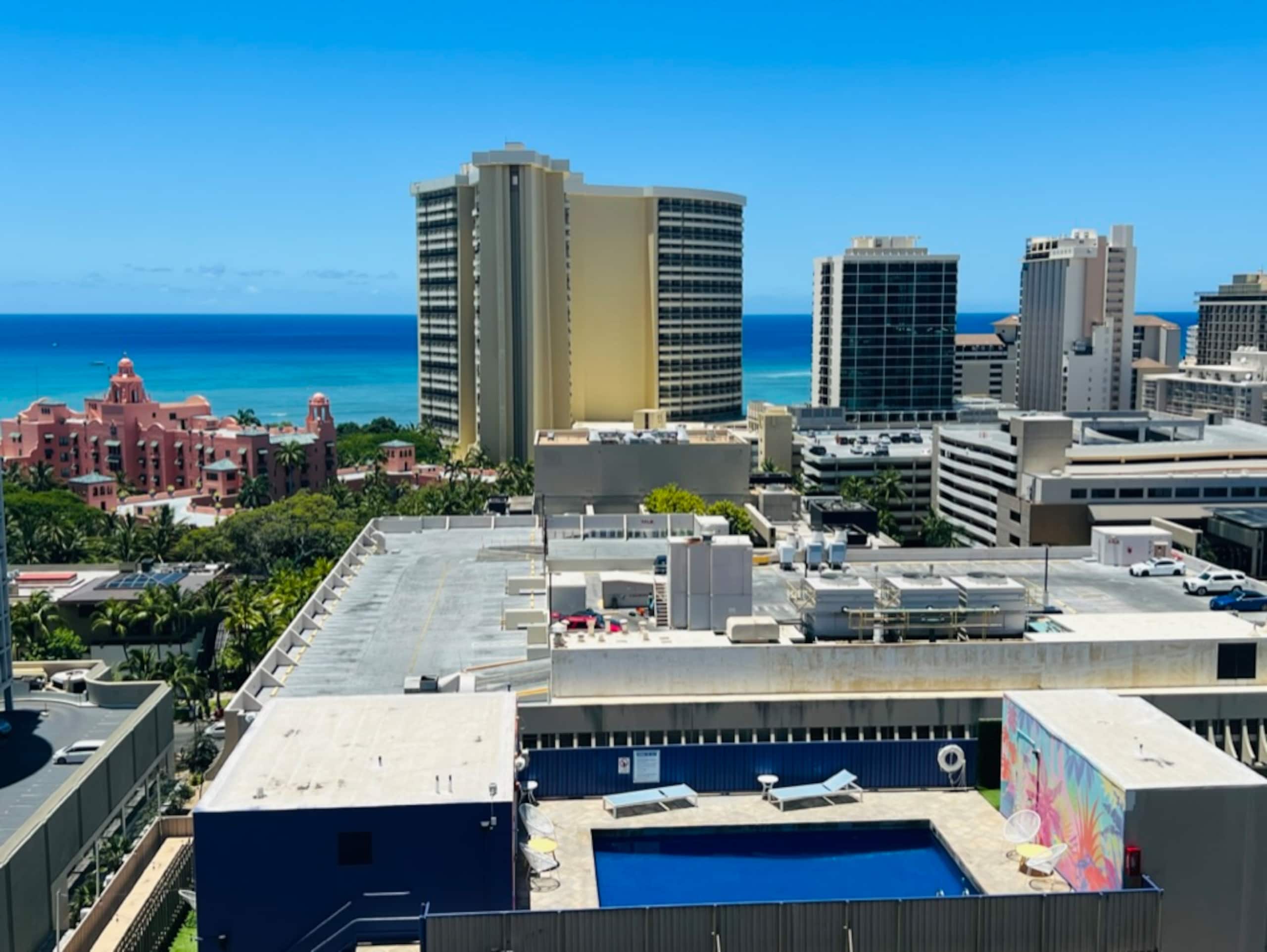 Ocean View Waikiki Condo｜FREE Parking｜5 Min Beach - Image 20