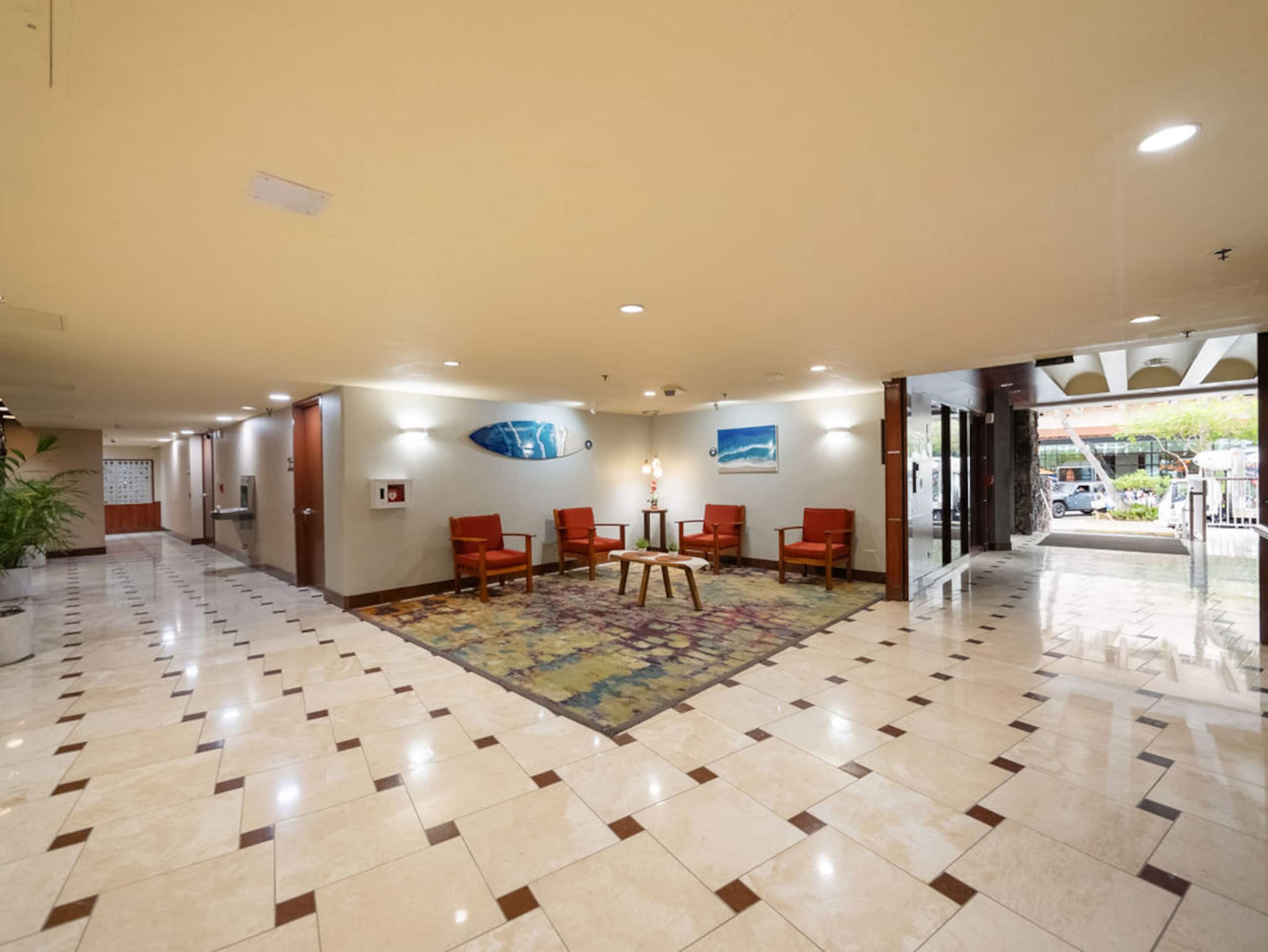 Ocean View Waikiki Condo｜FREE Parking｜5 Min Beach - Image 35
