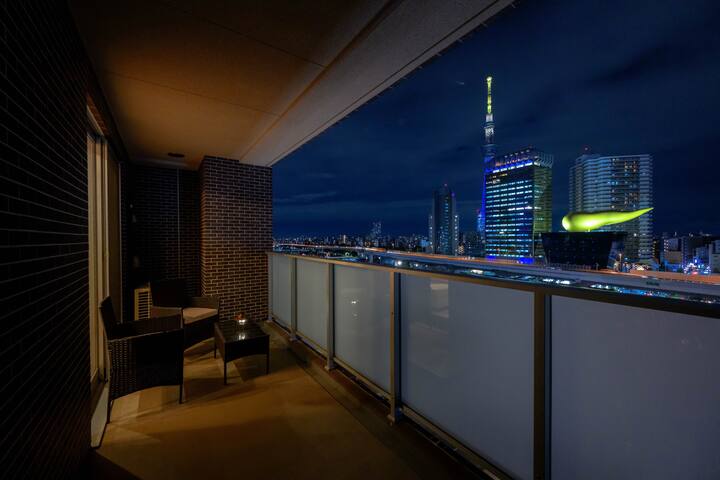 Luxury Asakusa Penthouse: Stunning Views | 118 sqm gallery image 2