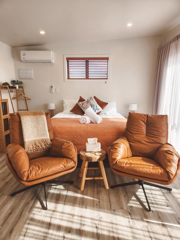 Spacious Tiny Home - Westport