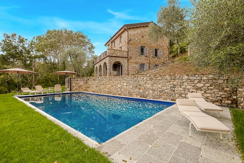 Villa delle Ginestre, panoramic with pool 10 pax
