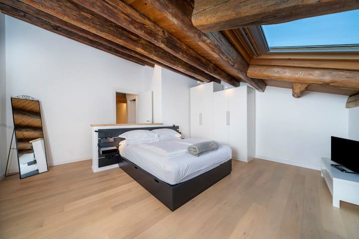 Стая с двоен гардероб