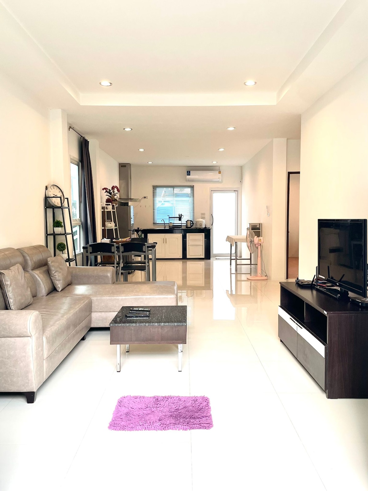 غرفة المعيشة