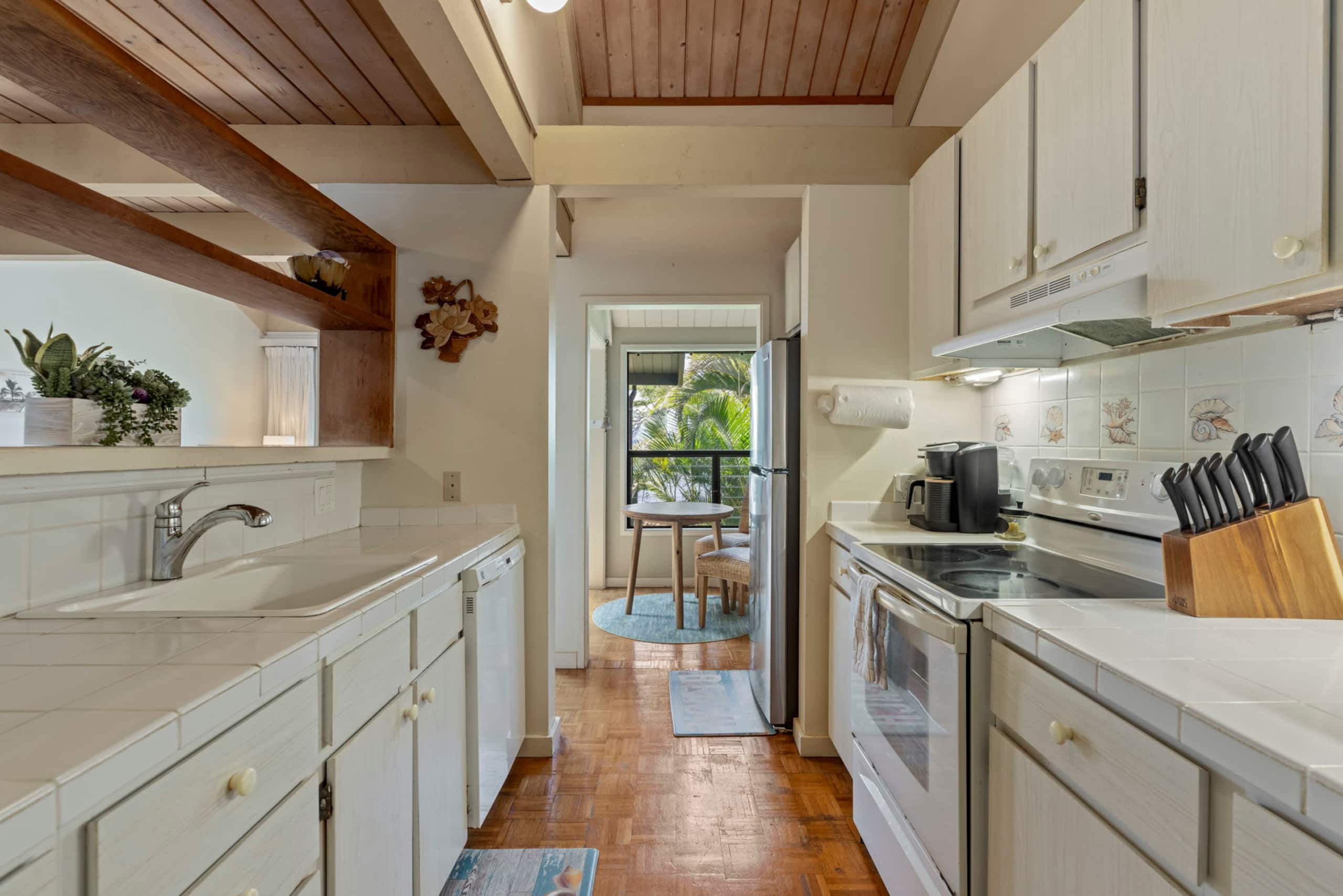 Spacious 2B Oceanfront w/ Loft - Kahana Village 39 - Image 9