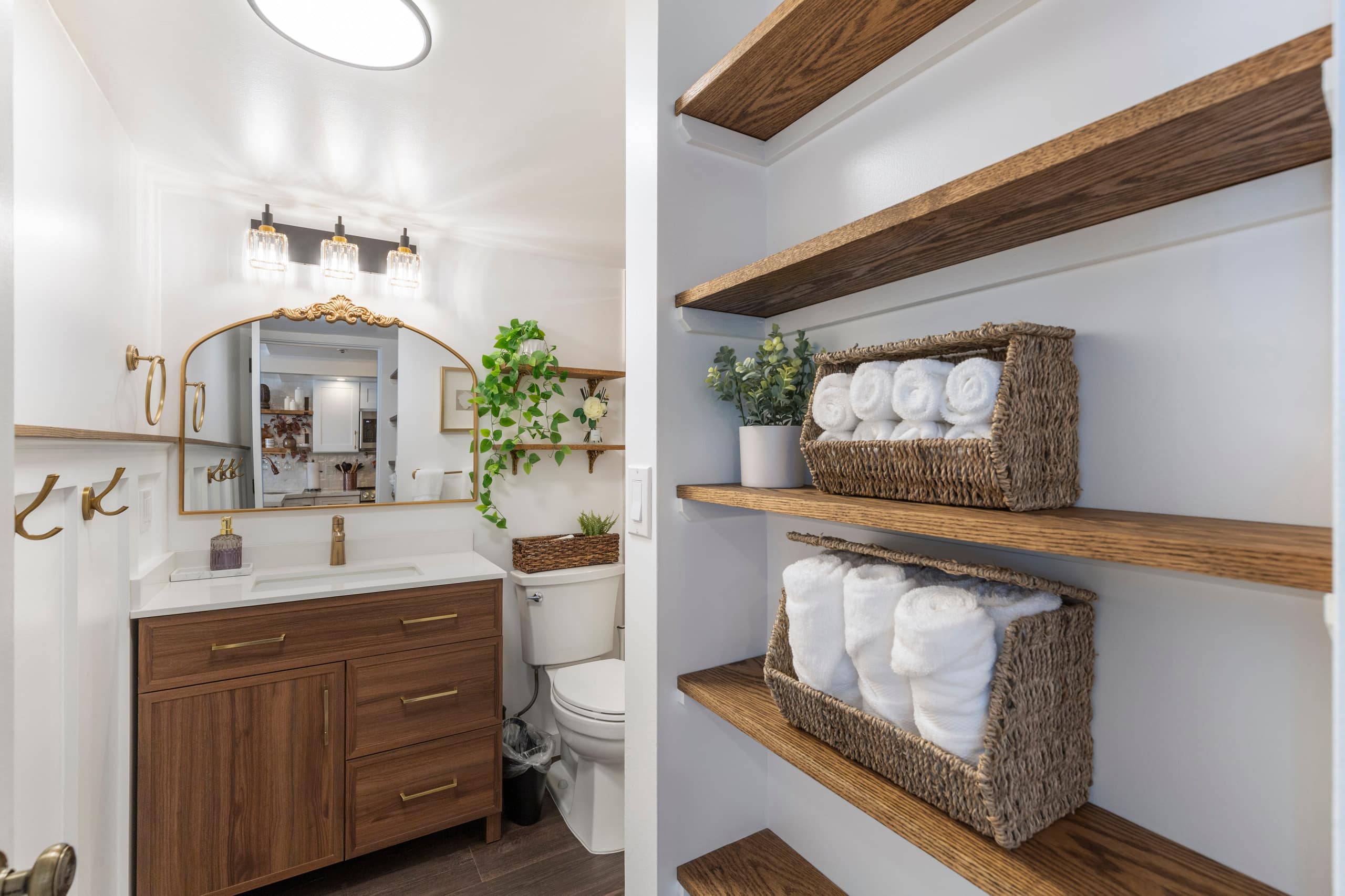 Condo in Honolulu · ★4.98 · 1 bedroom · 3 beds · 1 private bath - Image 25