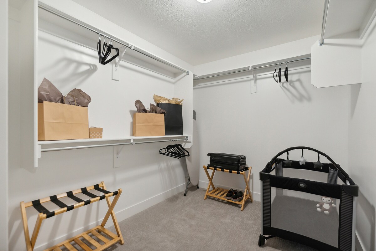 2 Suites|Hot tub|Arcade|BBQ|ESPN|H20+|No Cheap TP