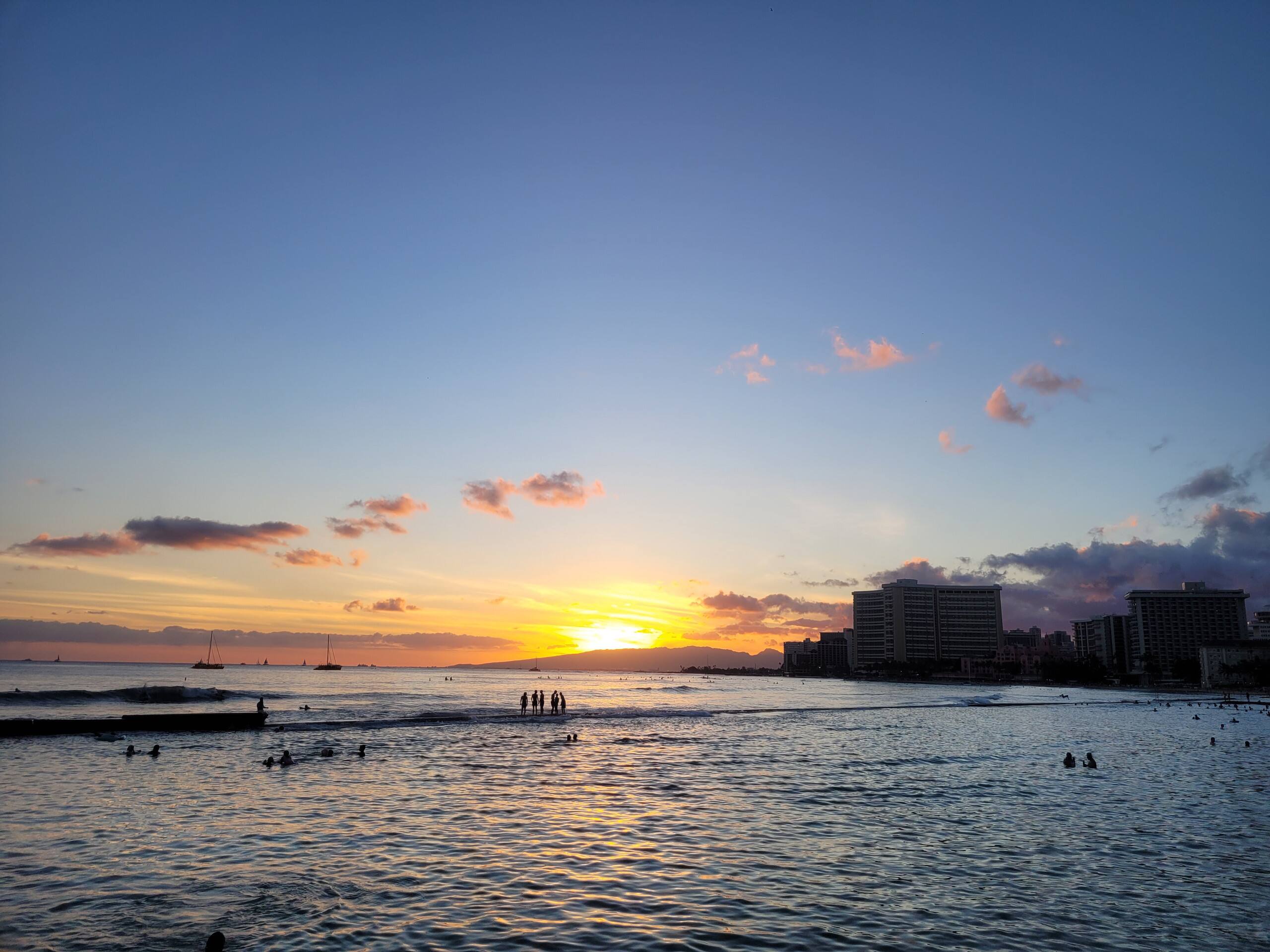 1- brm in the Heart of Waikiki - Image 30