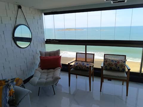 Airbnb em destaque: Apartment with a view of the sea at Itaparica Beach. em Vila Velha