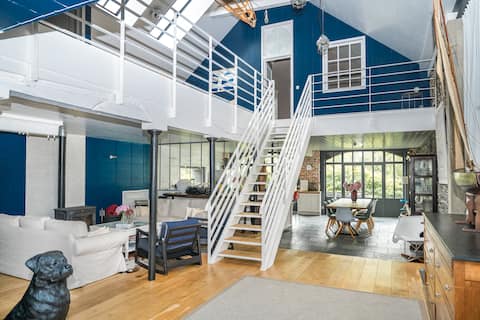 Loft 180m2 on river heated indoor pool