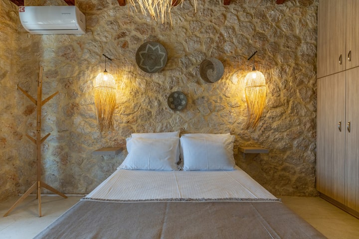 Спална соба бр. 4 на 1 кат со двоен кревет