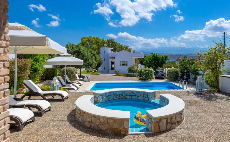 Villa Plumeria Crete gallery image 2