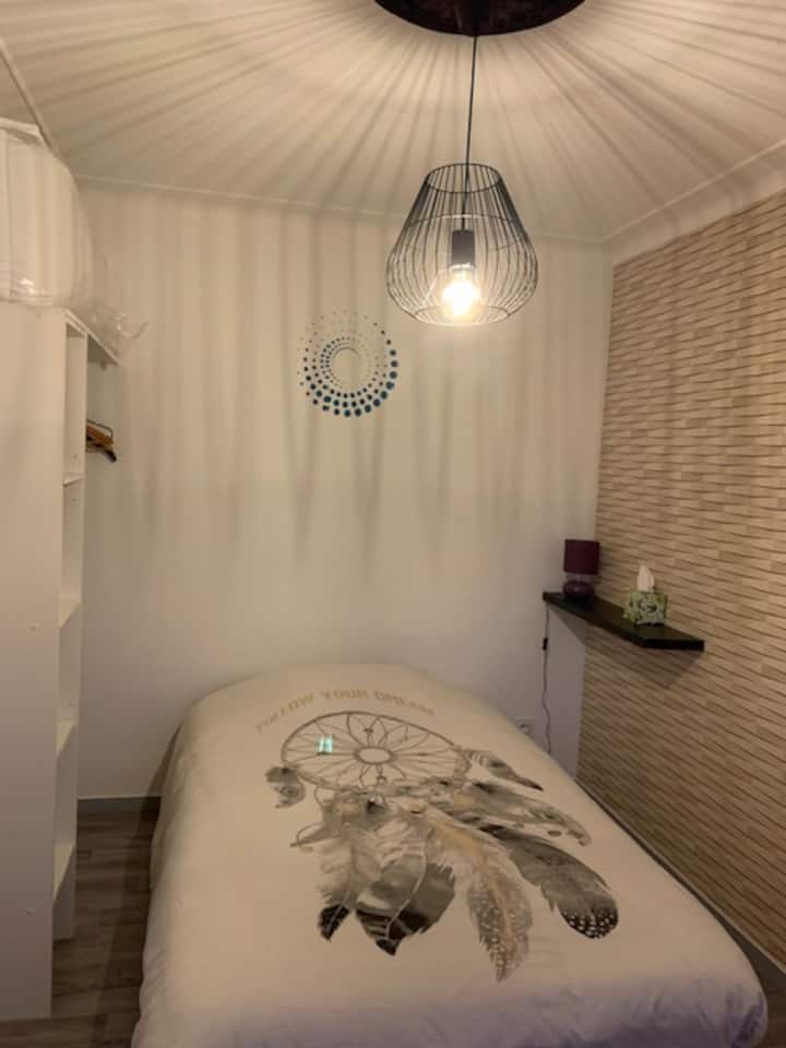 Chambre Dans Un Appartement Cosy - Saint-Brieuc