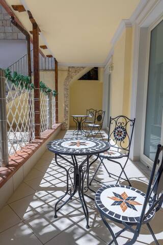 Villa Chianese – Casa a Napoli lontano dal caos gallery image 5