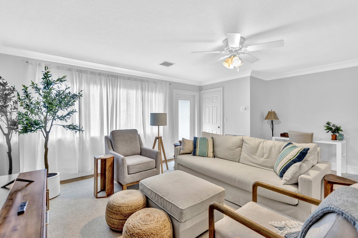 Popular Airbnb listing: 4-Bedroom Beach House in Boynton Beach