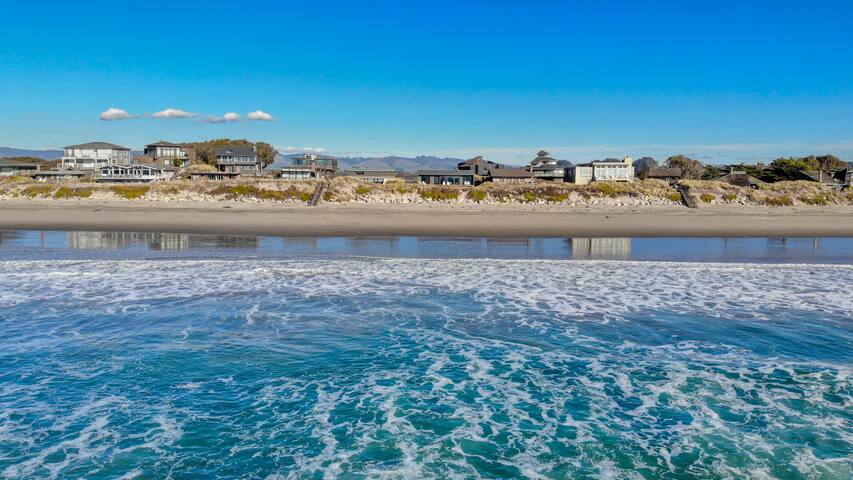 Private 4 Bedroom Seaside Oasis Santa Cruz County gallery image 5