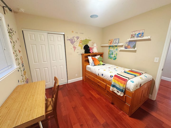 საძინებელი 2