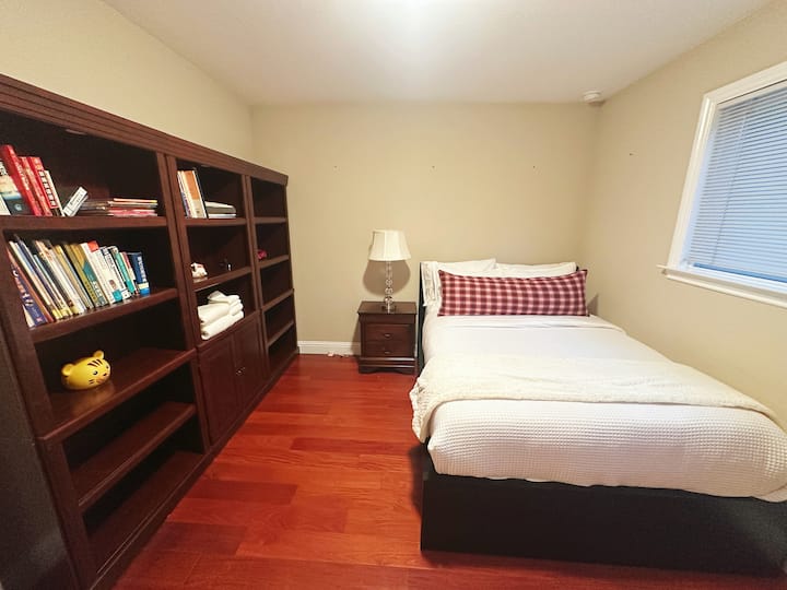 საძინებელი 4