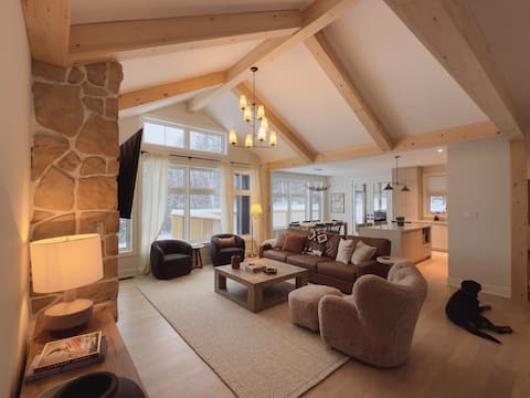 *New* Muskoka Lakefront Wellness Retreat