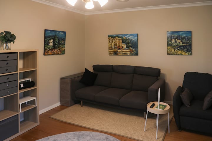 Cozy House With Great Access To Ivanhoe - Australië